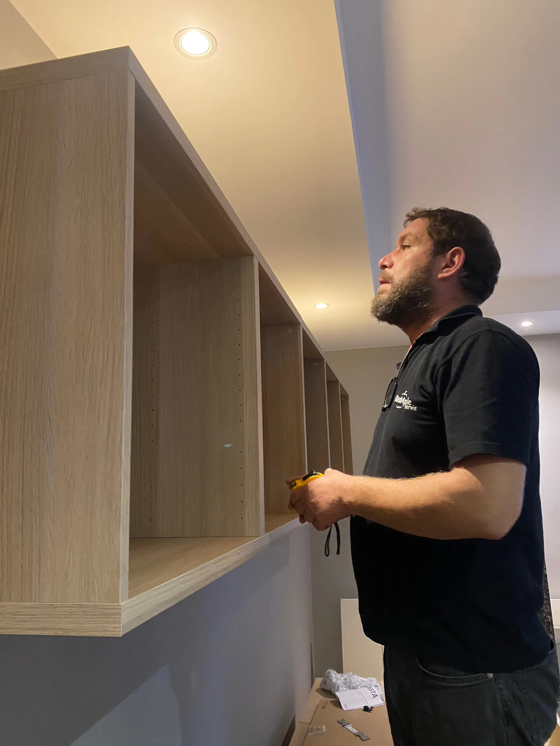 Kadıköy IKEA BESTA TV ünitesi kurulumu